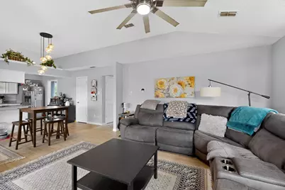233 Brittany Court, Euless, TX 76039 - Photo 13