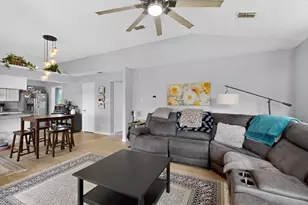 233 Brittany Ct, Euless, TX 76039 - Photo 13