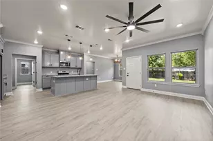 3701 Manor Dr, Waco, TX 76706 - Photo 3