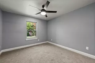 3701 Manor Dr, Waco, TX 76706 - Photo 17