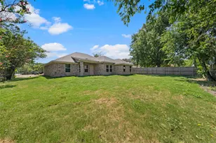 3701 Manor Dr, Waco, TX 76706 - Photo 21