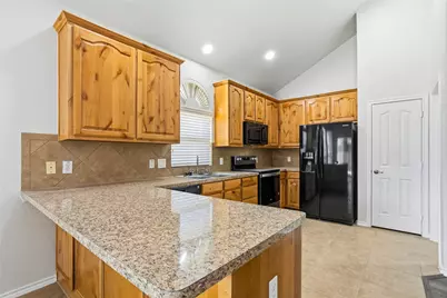 6221 Bush Buck Run, Fort Worth, TX 76179 - Photo 9