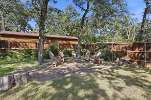 1308 W Redbud Dr, Hurst, TX 76053 - Photo 21