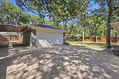 1308 W Redbud Drive, Hurst, TX 76053 - Photo 25