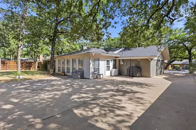 1308 W Redbud Drive, Hurst, TX 76053 - Photo 21