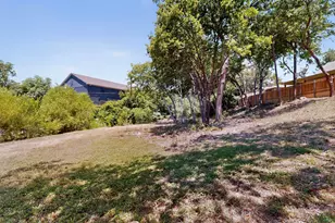 4001 Georgian Dr, Haltom City, TX 76117 - Photo 37