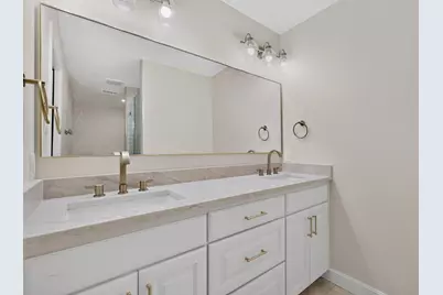 4001 Georgian Drive, Haltom City, TX 76117 - Photo 23
