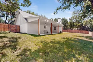 4001 Georgian Dr, Haltom City, TX 76117 - Photo 33