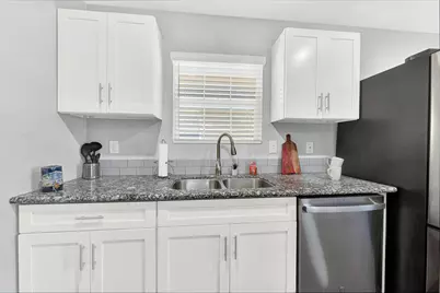 2309 Indian Creek Drive, Irving, TX 75060 - Photo 15