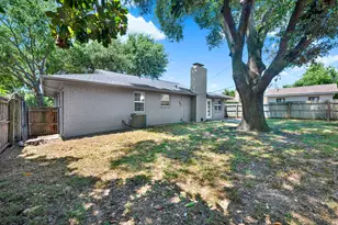 2309 Indian Creek Dr, Irving, TX 75060 - Photo 27