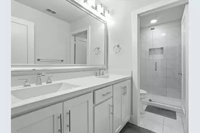 4528 Sir Craig Drive, Carrollton, TX 75010 - Photo 25