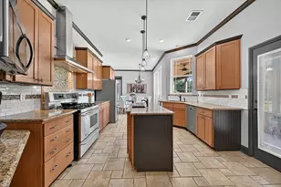 308 W Aurora Vista Trail, Aurora, TX 76078 - Photo 5