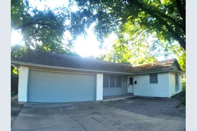 522 4th Street, Grand Prairie, TX 75050 - Photo 1