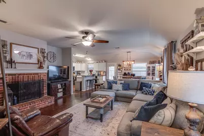 304 Mary Kay Court, Burleson, TX 76028 - Photo 9