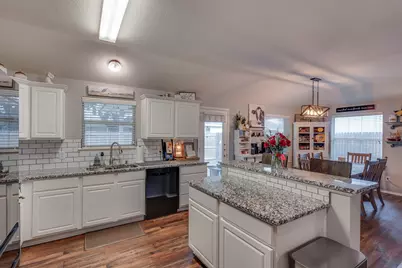 304 Mary Kay Court, Burleson, TX 76028 - Photo 15