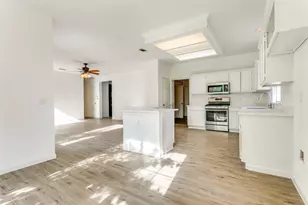 1925 Sunrise Trail, Lewisville, TX 75067 - Photo 11