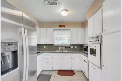 7616 Meadowbrook Drive, Watauga, TX 76148 - Photo 29