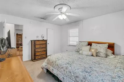 7616 Meadowbrook Drive, Watauga, TX 76148 - Photo 11