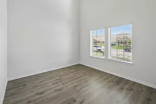 8413 Everly Dr, Garland, TX 75043 - Photo 13