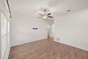 5340 Brentlawn Dr, Fort Worth, TX 76179 - Photo 7