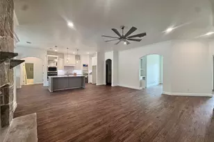 5025 Glenoaks Ct, Weatherford, TX 76088 - Photo 9