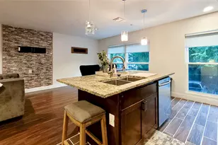 5815 Phoenix Dr, Dallas, TX 75231 - Photo 3
