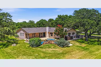 1229 Briarwood Street, Weatherford, TX 76087 - Photo 37