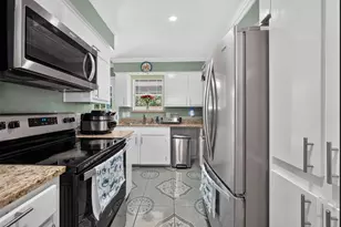 519 E 8th St, Irving, TX 75060 - Photo 11