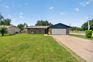 519 E 8th St, Irving, TX 75060 - Photo 1