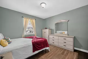 519 E 8th St, Irving, TX 75060 - Photo 17