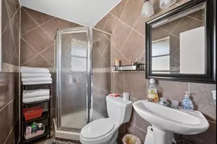 519 E 8th St, Irving, TX 75060 - Photo 21