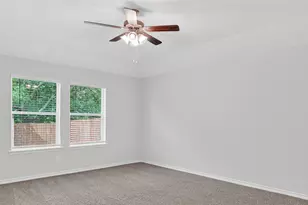 8409 Everly Dr, Garland, TX 75043 - Photo 13