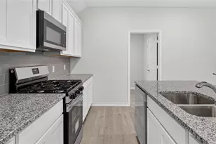 8409 Everly Dr, Garland, TX 75043 - Photo 3