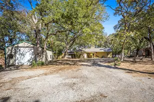 916 Kimbrough Rd, Azle, TX 76020 - Photo 3