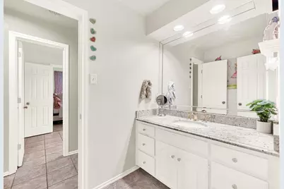 3700 Hillwood Way, Bedford, TX 76021 - Photo 29