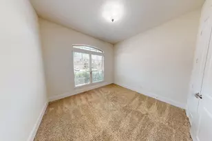 2707 Point Vista Dr, Lewisville, TX 75067 - Photo 17