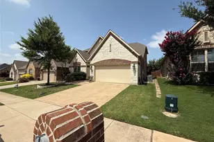 2707 Point Vista Dr, Lewisville, TX 75067 - Photo 3