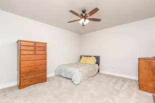 13428 Knob Hill Rd, Rogers, TX 76569 - Photo 23