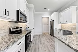527 Limestone Cir, Mabank, TX 75147 - Photo 15