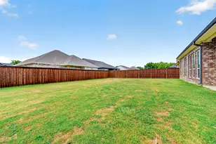 527 Limestone Cir, Mabank, TX 75147 - Photo 37