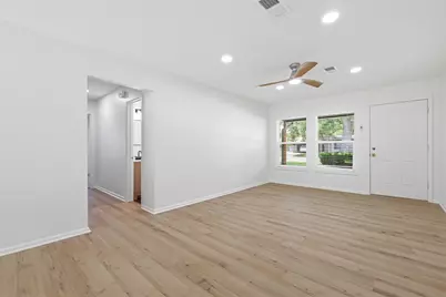 804 Mulkey Lane, Denton, TX 76209 - Photo 7