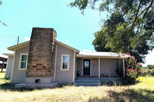 113 S Wilson, Palo Pinto, TX 76484 - Photo 1