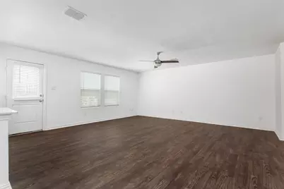 9213 Marilyn Place, Dallas, TX 75227 - Photo 9
