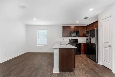 9213 Marilyn Place, Dallas, TX 75227 - Photo 11