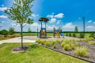 953 Adair Dr, Aubrey, TX 76227 - Photo 23