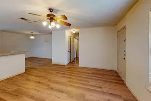 2335 N Elm St, Denton, TX 76201 - Photo 7