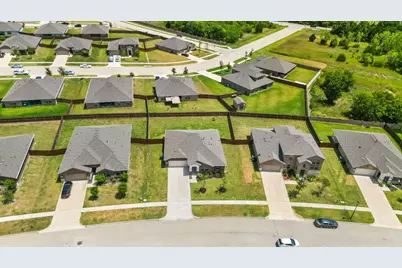 1338 Rolling Meadows Drive, Cedar Hill, TX 75104 - Photo 3