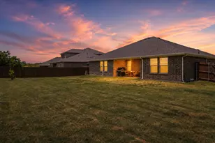 1338 Rolling Mdws Dr, Cedar Hill, TX 75104 - Photo 37