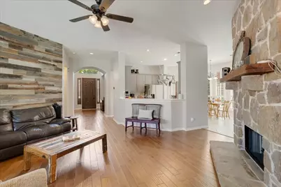 507 Hunters Creek Court, Allen, TX 75013 - Photo 9