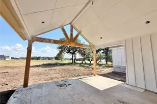 2004 Collin St, Weatherford, TX 76085 - Photo 5